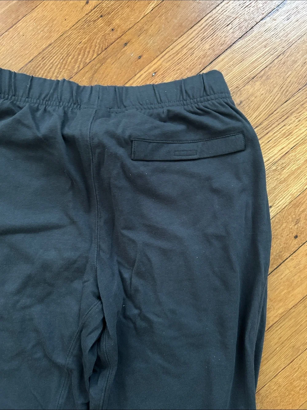 Nike Men’s Gray Sweatpants Size Small
